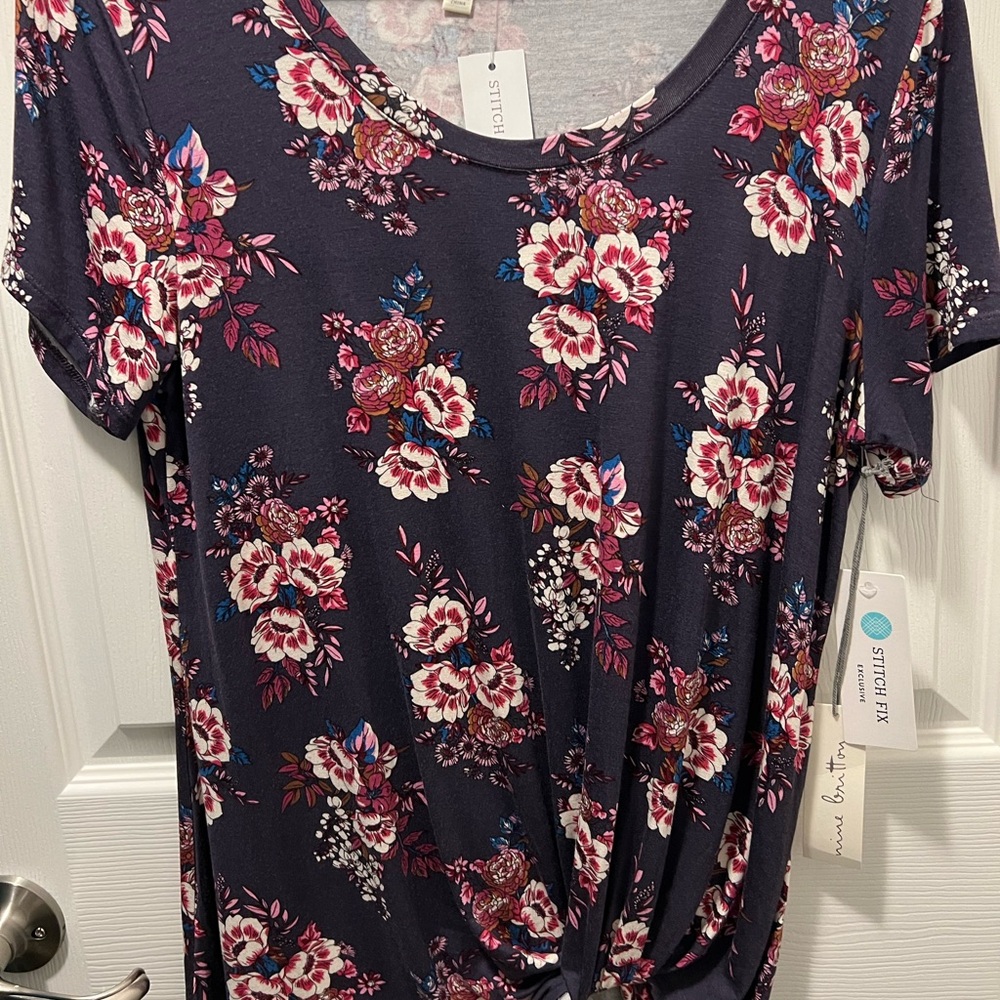 Nine Britton - Small Purple Top with large flower print